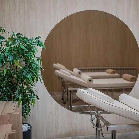 Sky Pool&spa Sea In Odyssey-parking