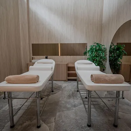 Sky Pool&spa Sea In Odyssey-parking Apartment *